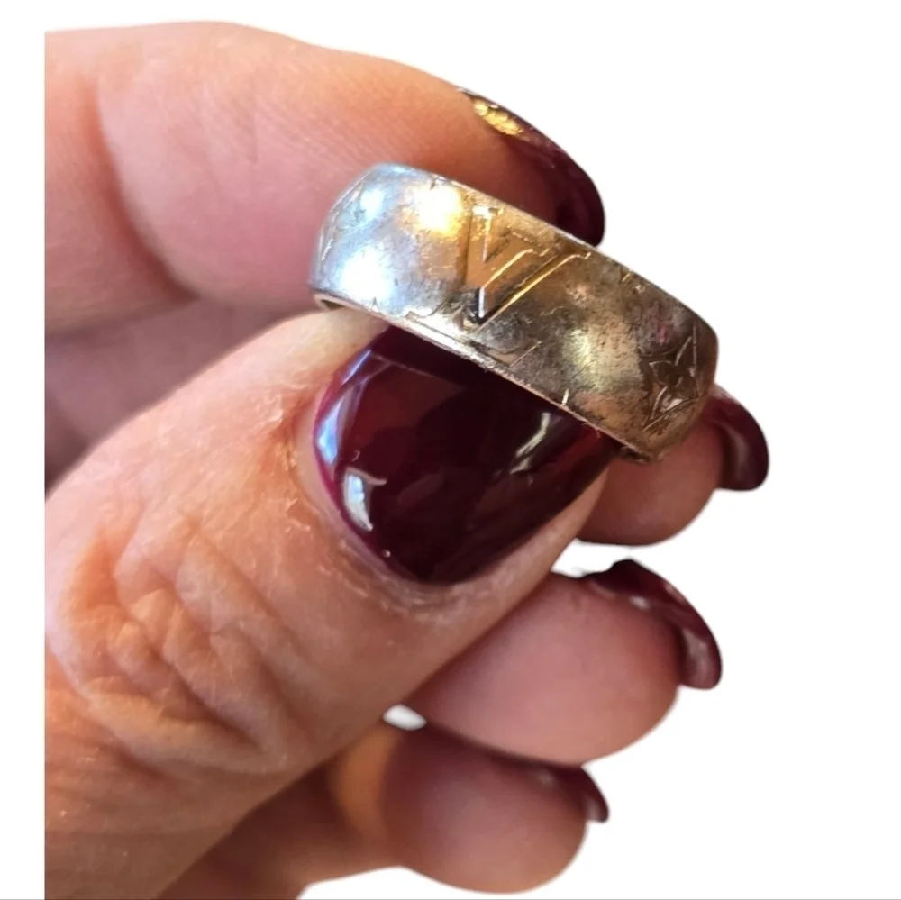 Louis Vuitton Men's Zamac Monogram Palladium Wide Band Ring 9